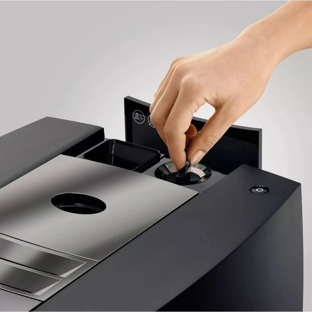 Jura J10 Fully Automatic Coffee Machine