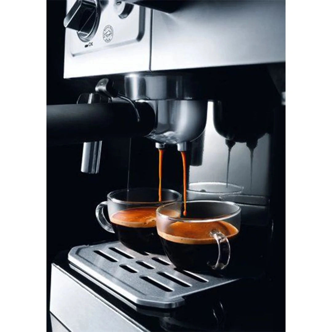 DeLonghi Combi Coffee Machine - Bco420
