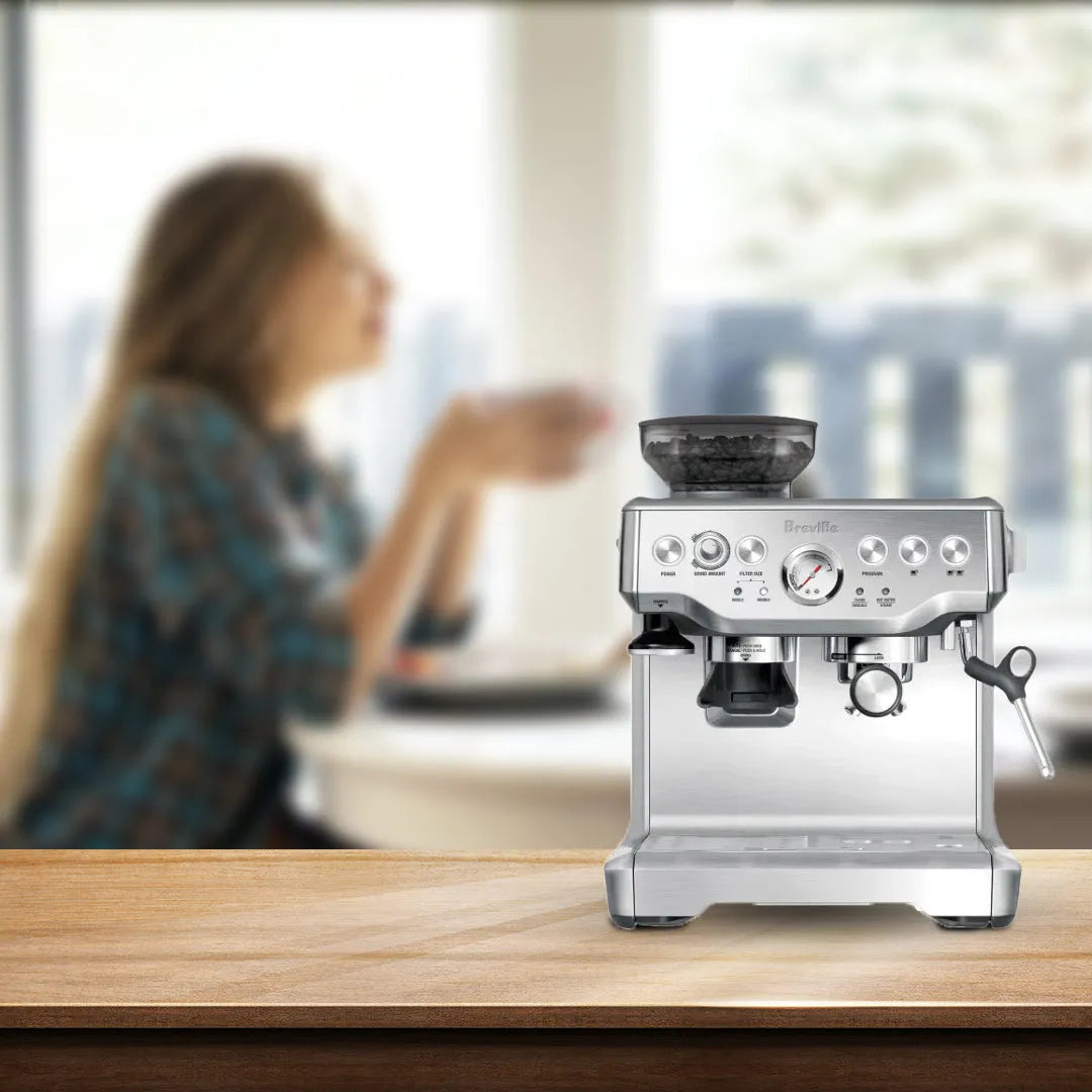 Breville-Barista-Express-Espresso-Coffee-Machine-with-grinder