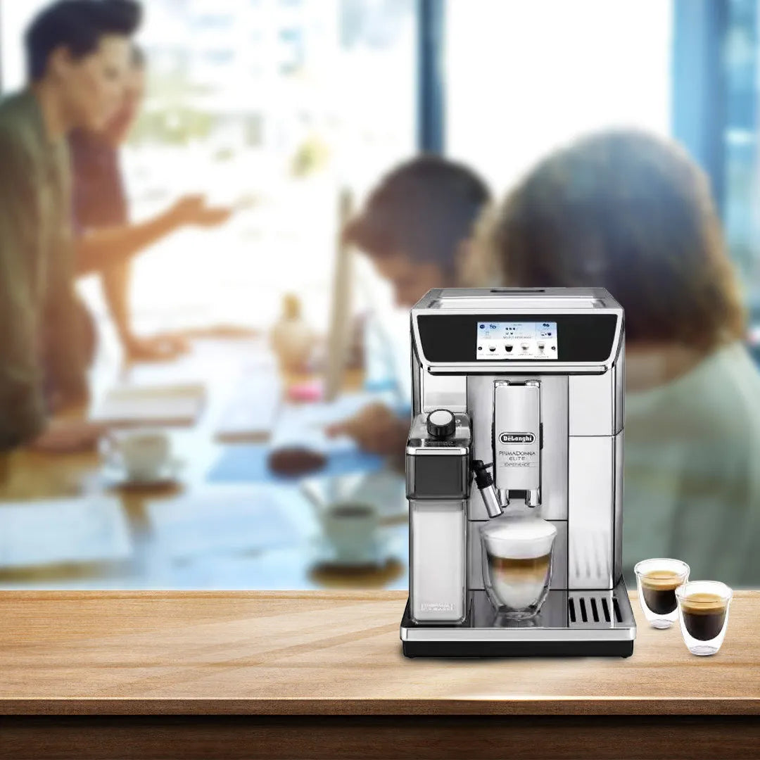 Latteholic DeLonghi ECAM650.85, Fully Automatic Coffee Machine